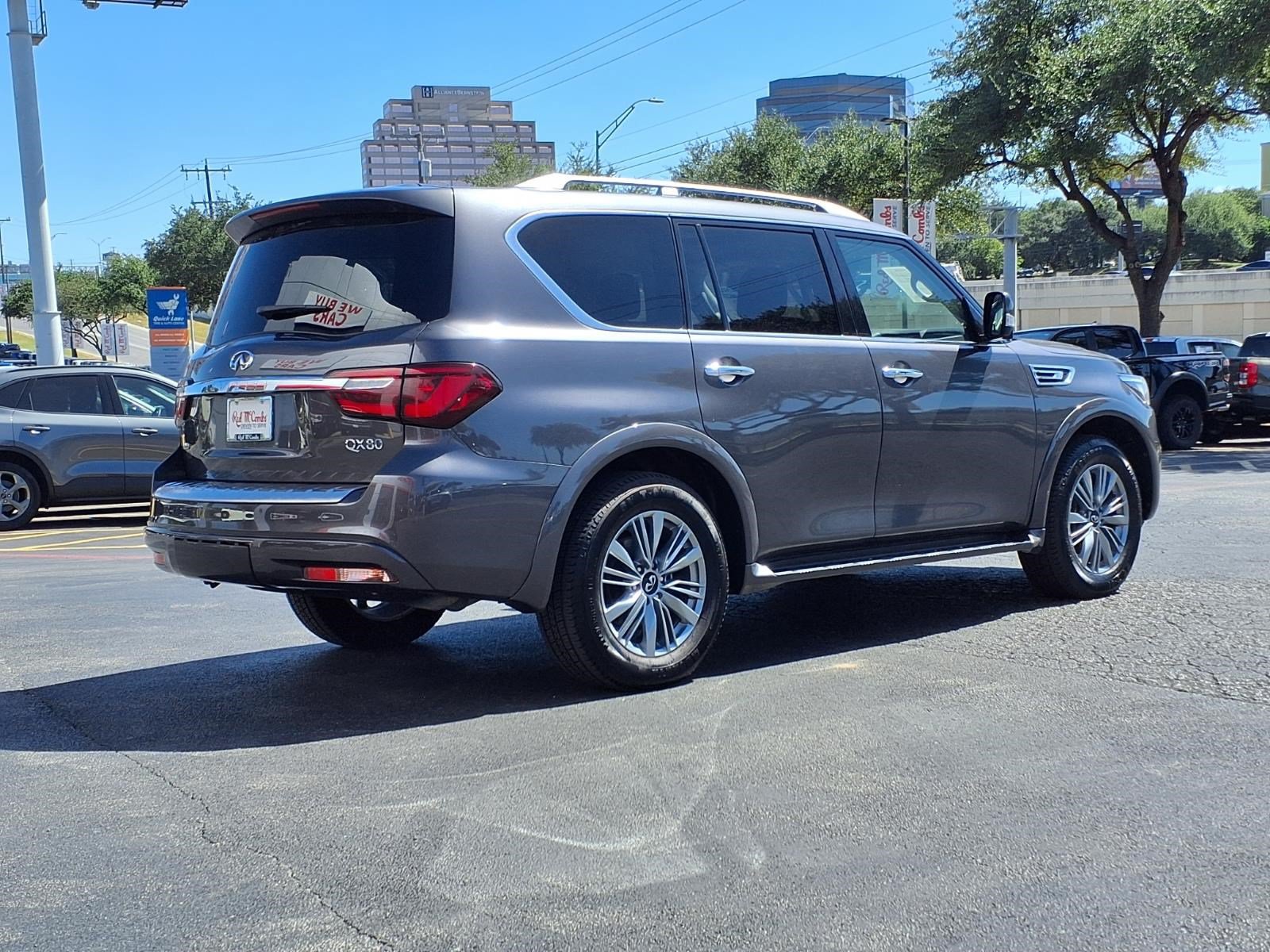 Used 2024 INFINITI QX80 Luxe AWD/4WD image 6