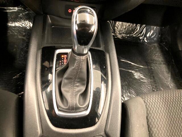 Used 2019 Nissan Rogue Sport S image 19