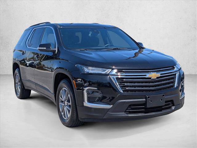 Used 2023 Chevrolet Traverse LT FWD image 3