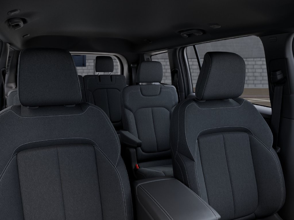 New 2027 Jeep Grand Cherokee L Laredo AWD/4WD image 26