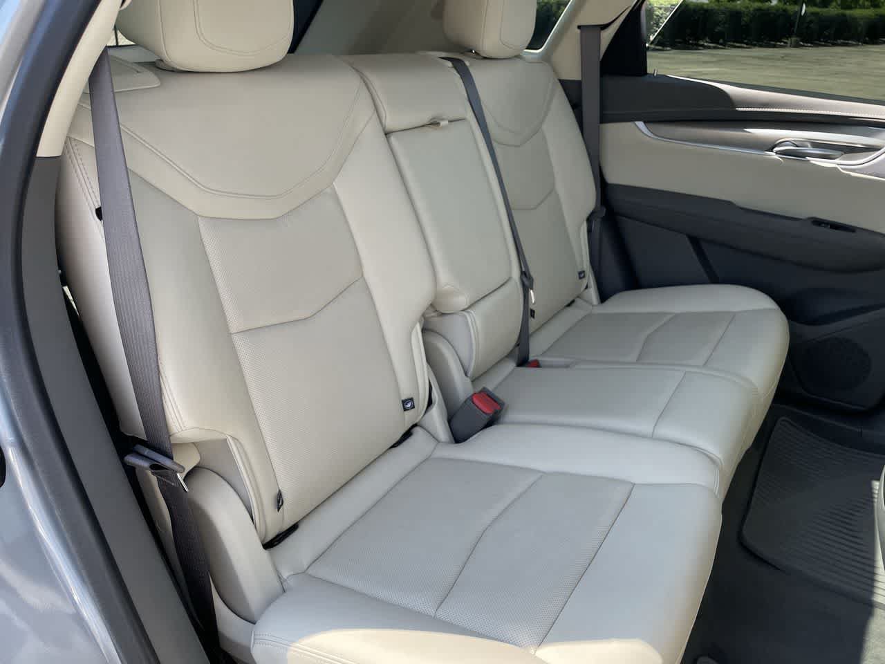 Certified 2024 Cadillac XT5 Premium Luxury AWD/4WD image 15