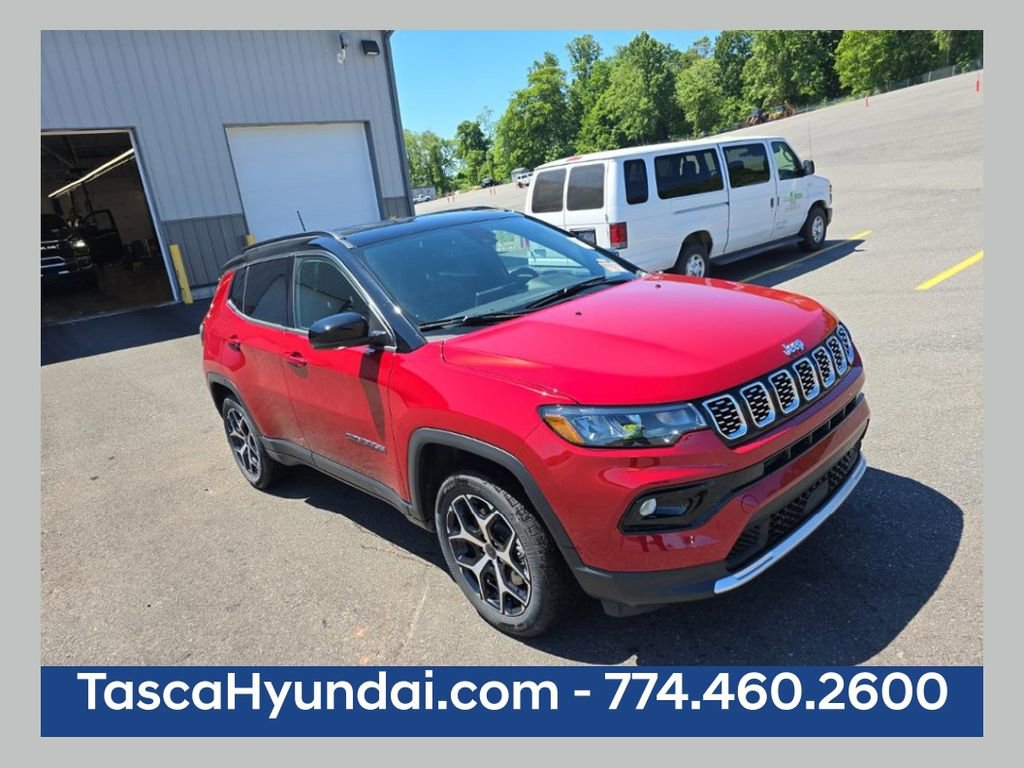 Used 2025 Jeep Compass Limited AWD/4WD image 1