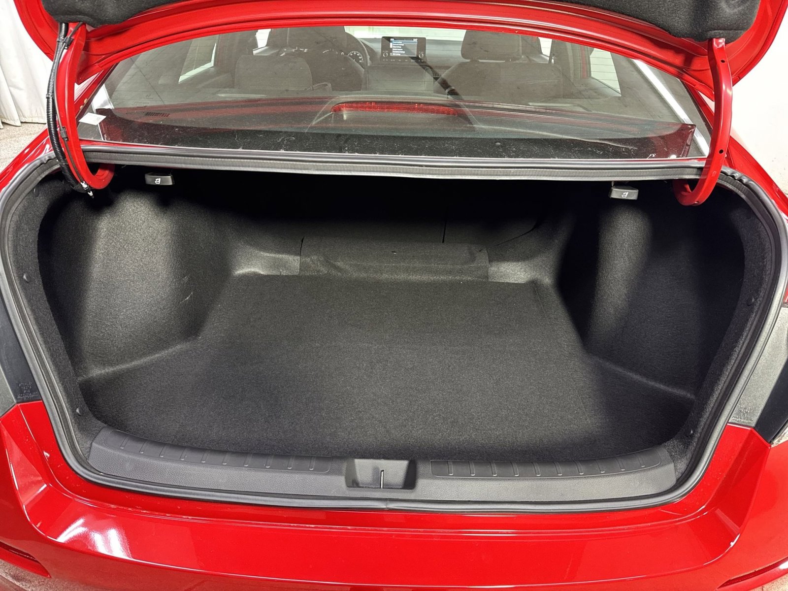 Used 2025 Honda Civic Sport image 29