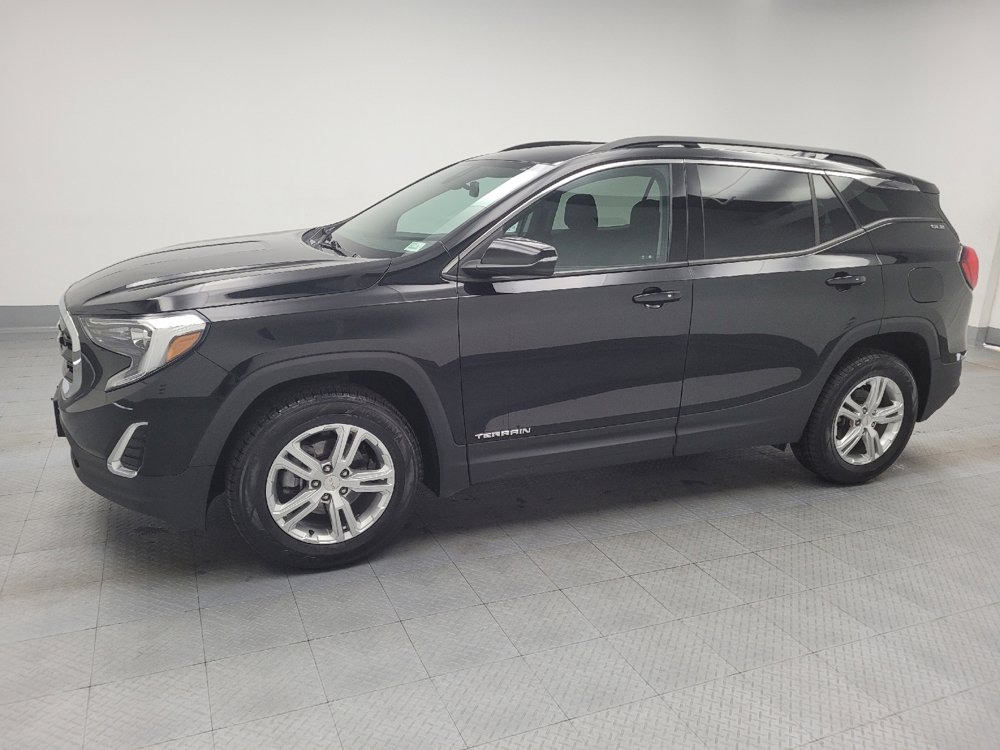 Used 2020 GMC Terrain SLE w/ Driver Convenience Package image 2