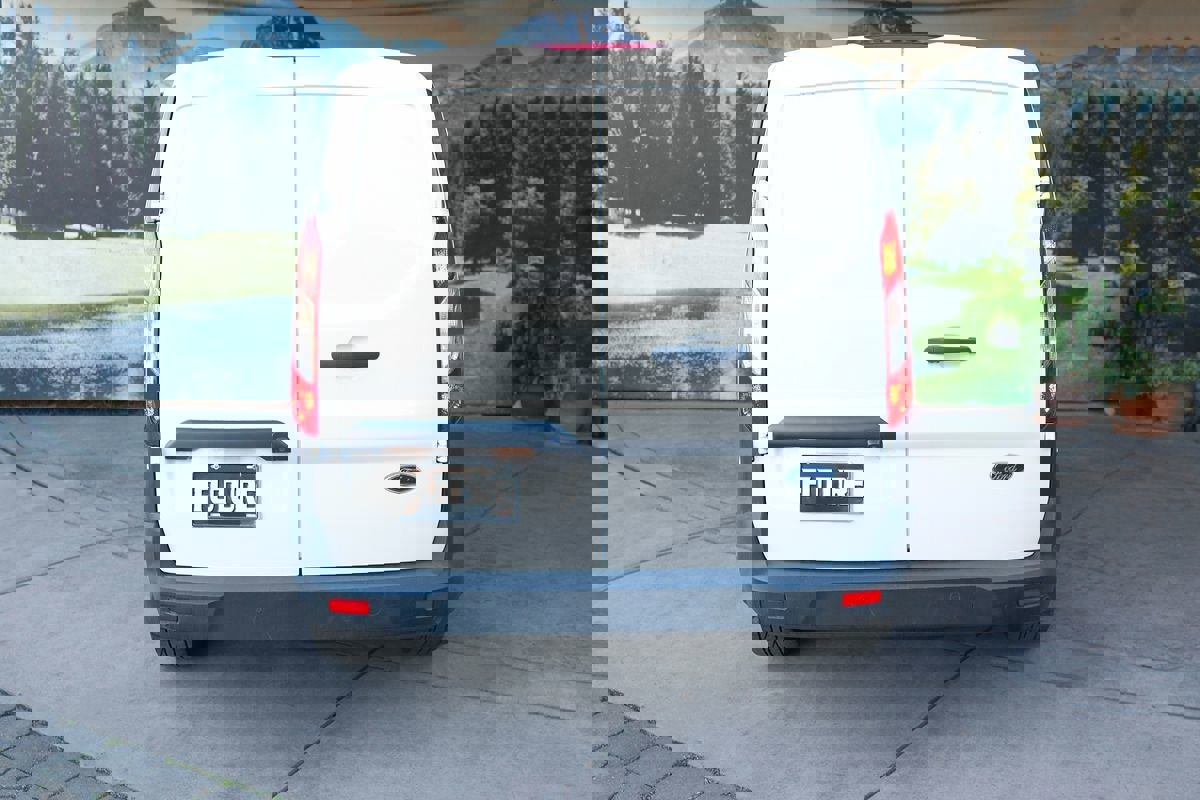 Used 2020 Ford Transit Connect XL image 5