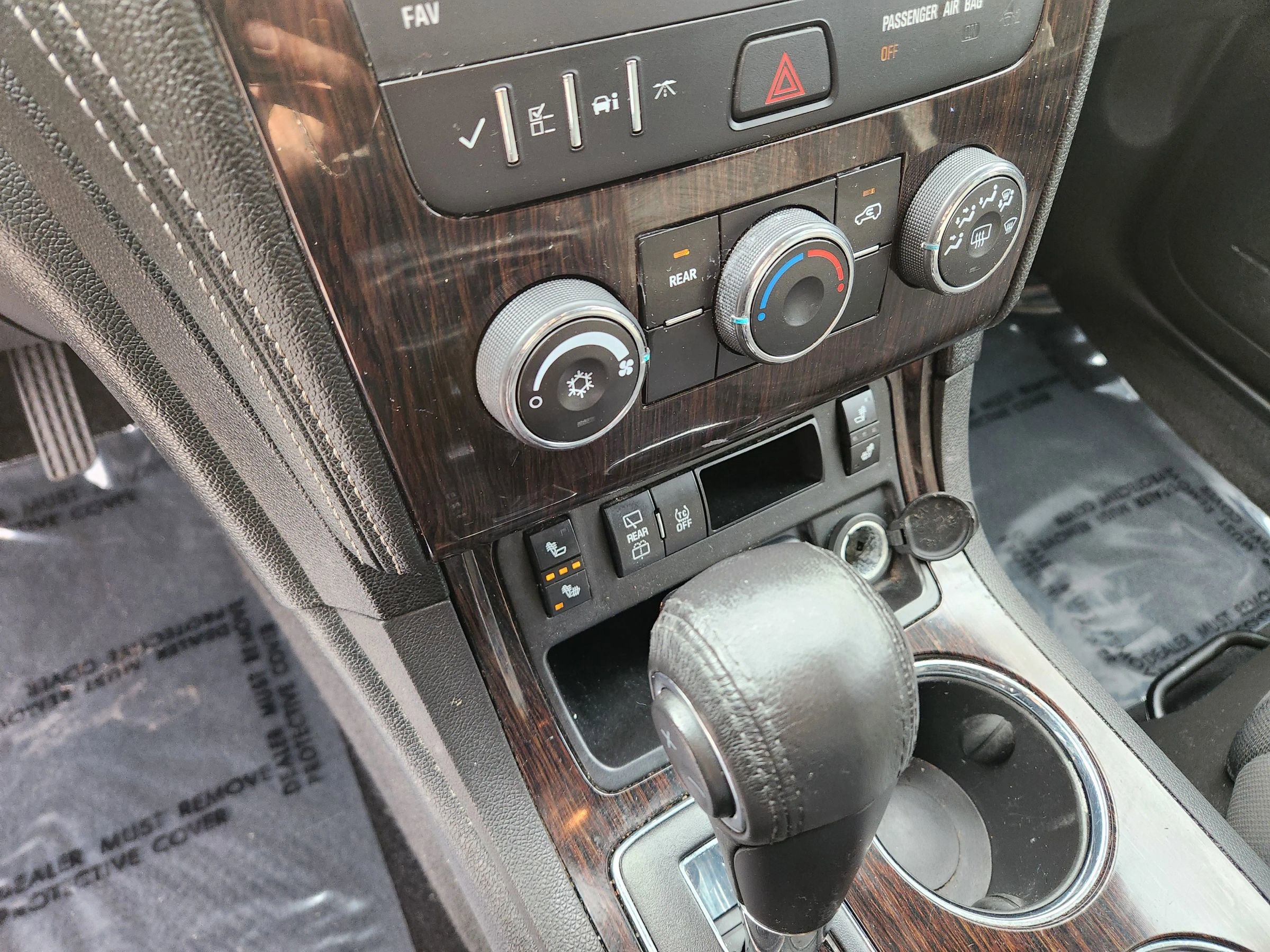 Used 2017 Chevrolet Traverse LT w/ Style and Technology Package image 28