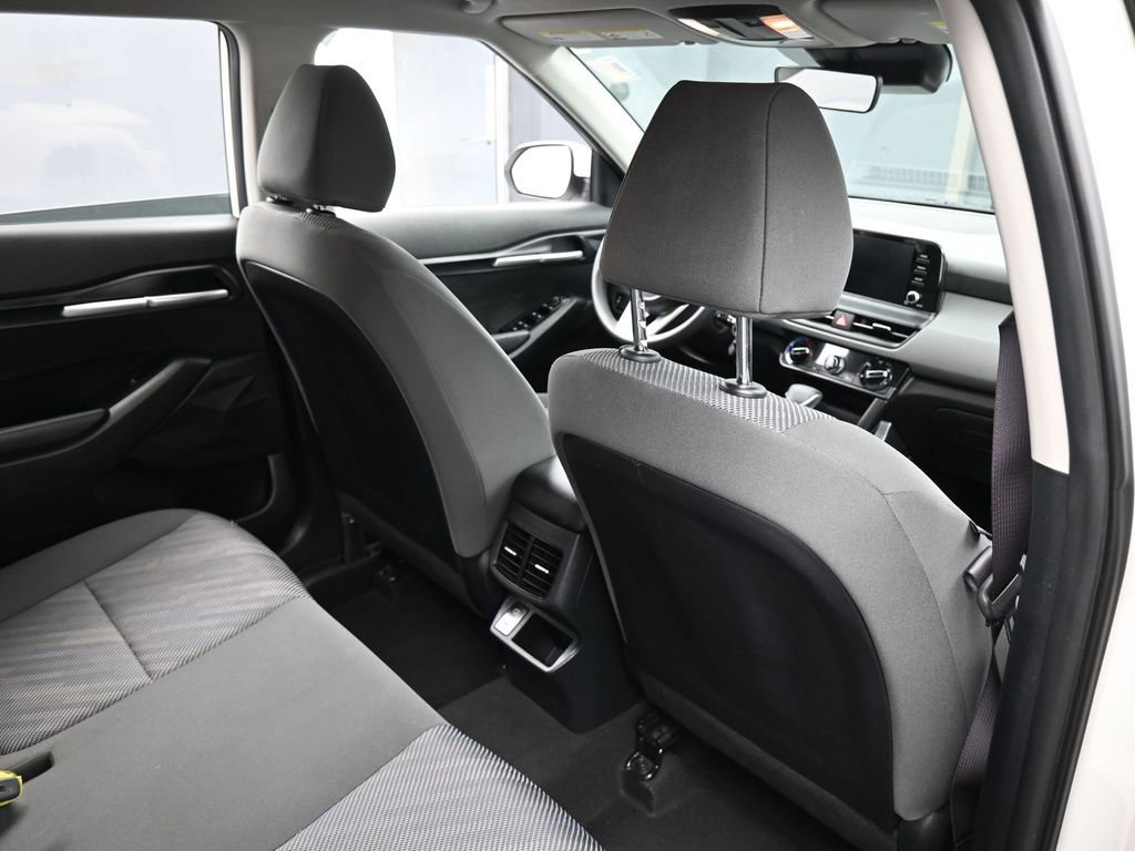 Used 2024 Kia Seltos LX image 40