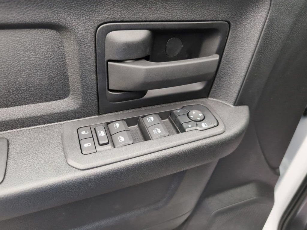 New 2025 RAM 5500 Tradesman w/ Safety Group AWD/4WD image 13