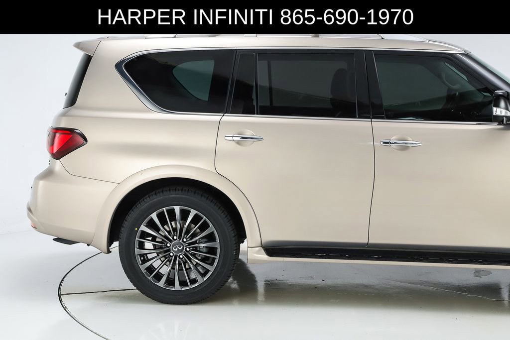 Used 2023 INFINITI QX80 Premium Select w/ Cargo Package AWD/4WD image 12