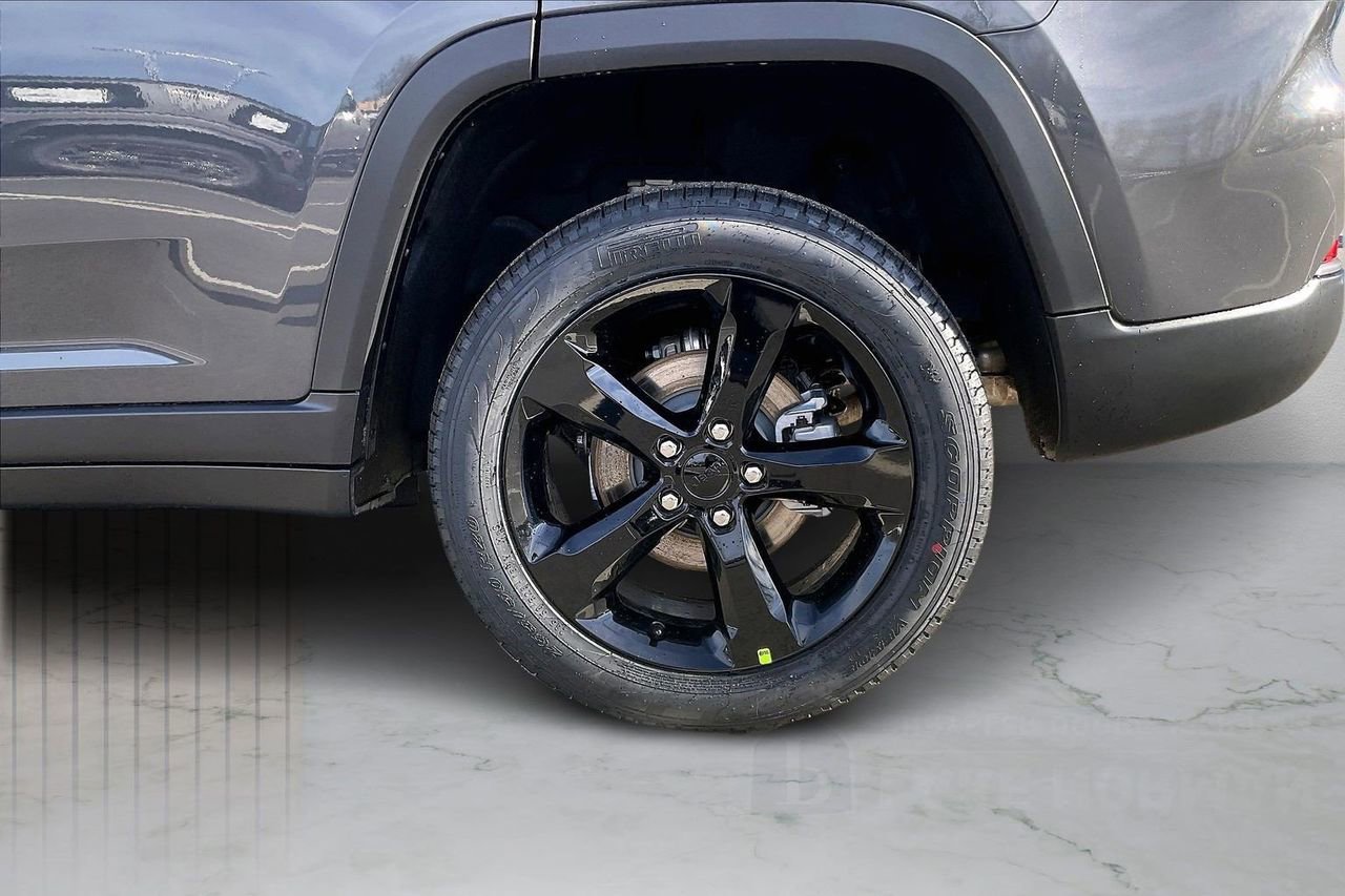 New 2026 Jeep Grand Cherokee Limited w/ Limited Altitude Package image 34