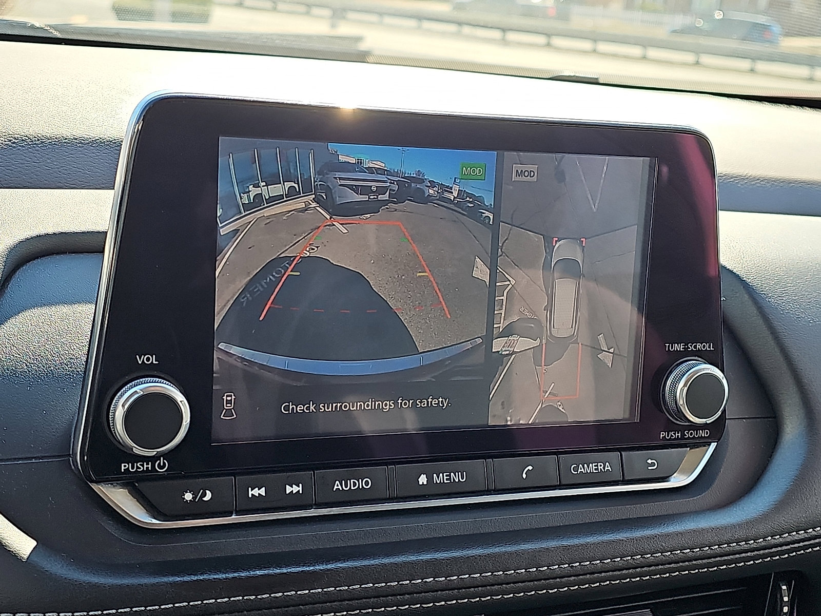 Used 2021 Nissan Rogue SV image 18