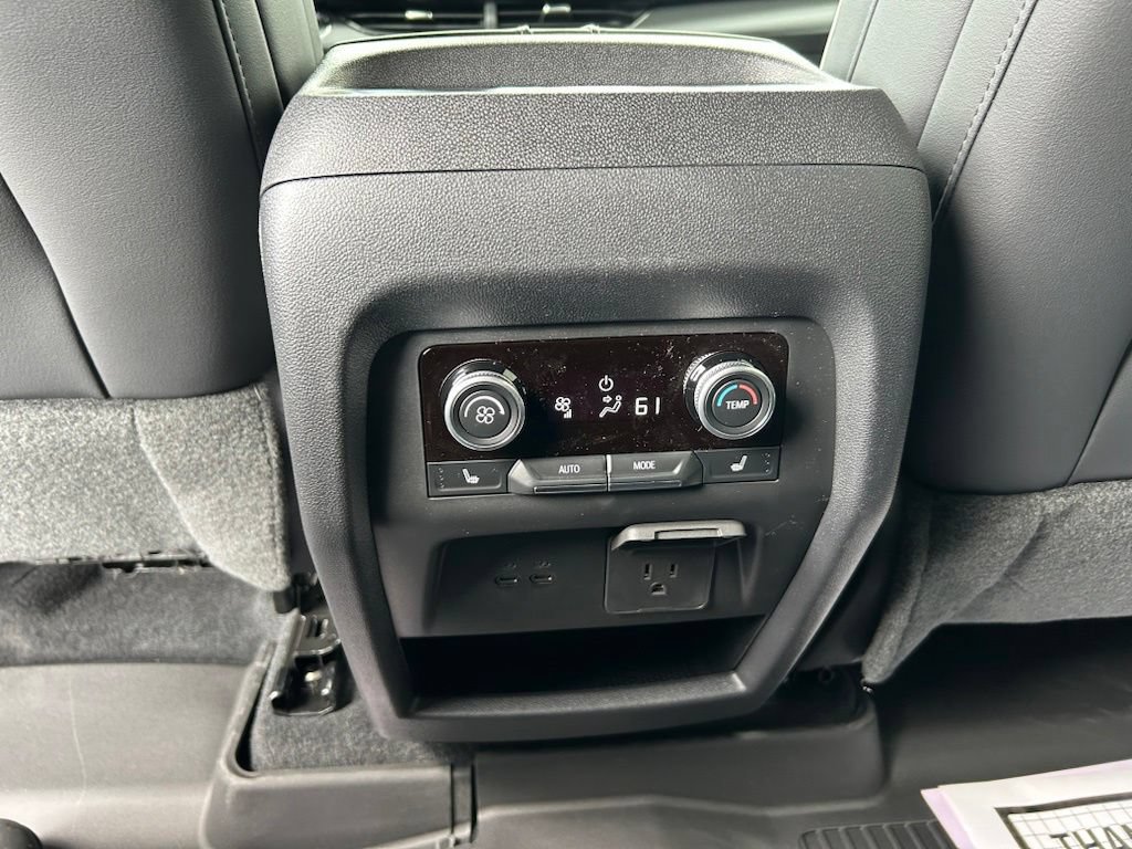 New 2027 Buick Enclave Avenir w/ LPO, Floor Liner Package AWD/4WD image 20