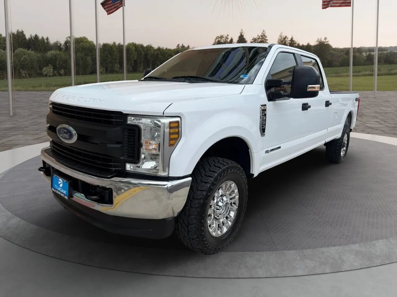 Used 2019 Ford F350 XL w/ Power Equipment Group AWD/4WD image 1