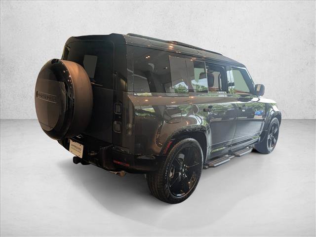 Used 2026 Land Rover Defender 110 X-Dynamic SE AWD/4WD image 4