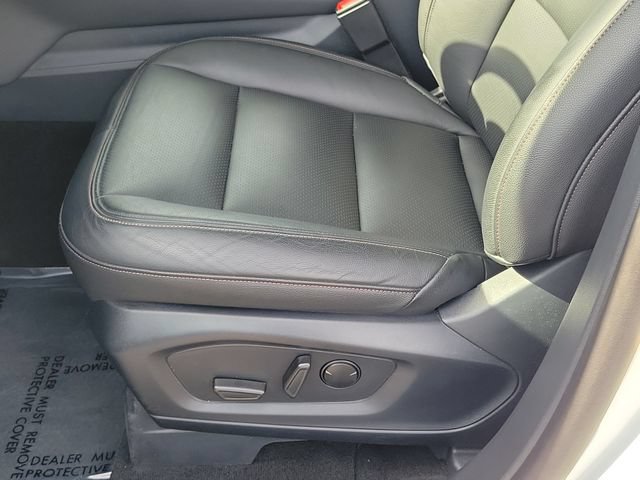 Used 2026 Ford Explorer Active RWD image 16