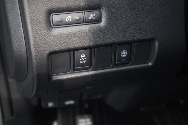 Certified 2024 Nissan Murano SV w/ Cargo Package FWD image 12
