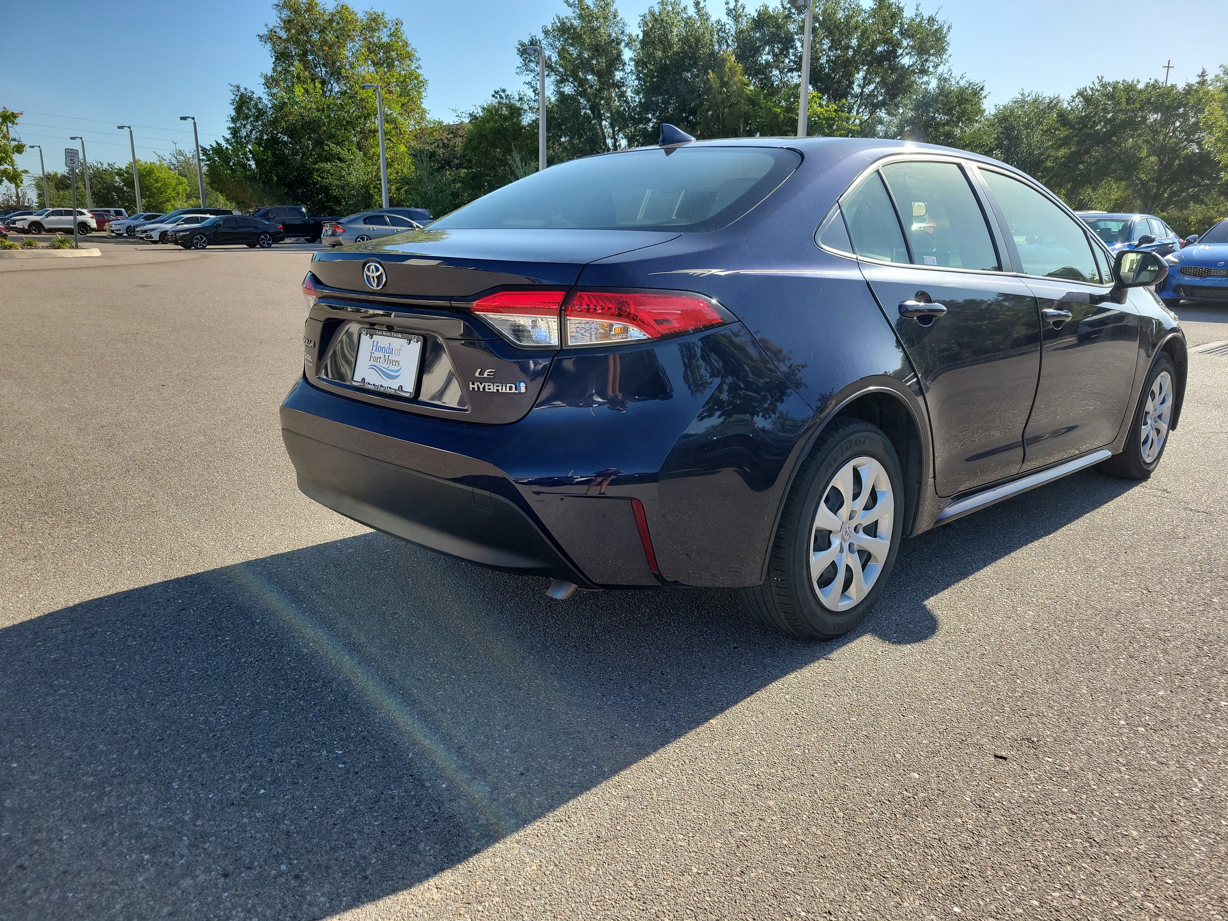 Used 2023 Toyota Corolla LE FWD image 6
