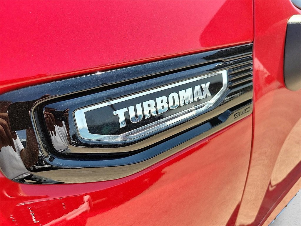 New 2026 GMC Sierra 1500 Pro w/ Graphite Edition image 9