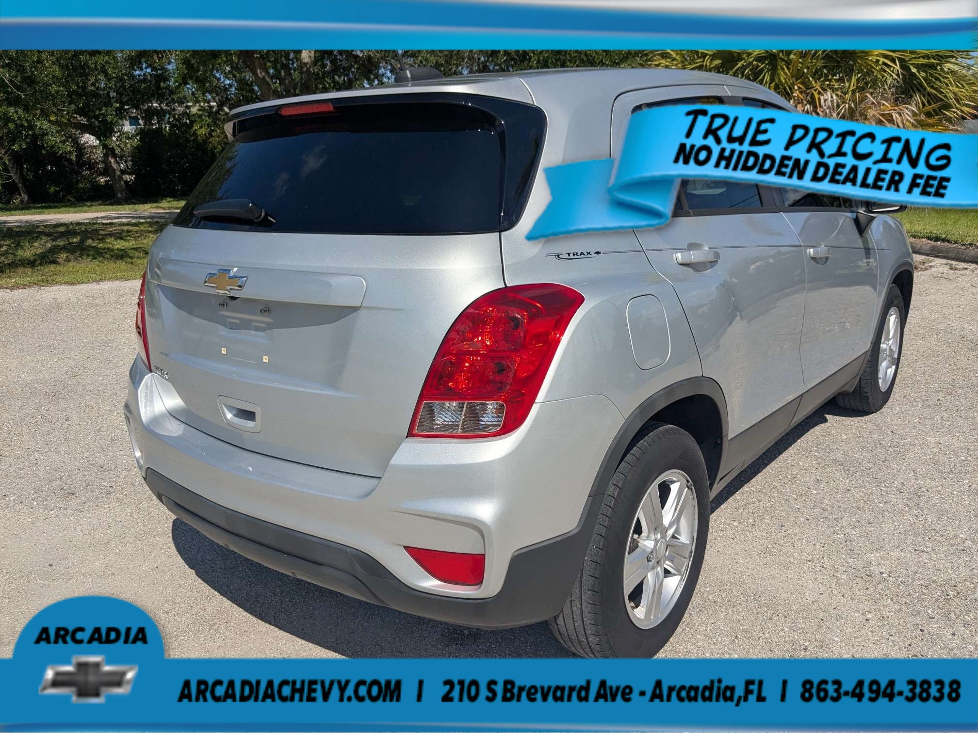 Used 2020 Chevrolet Trax LS w/ Tint and Cruise Package FWD image 5