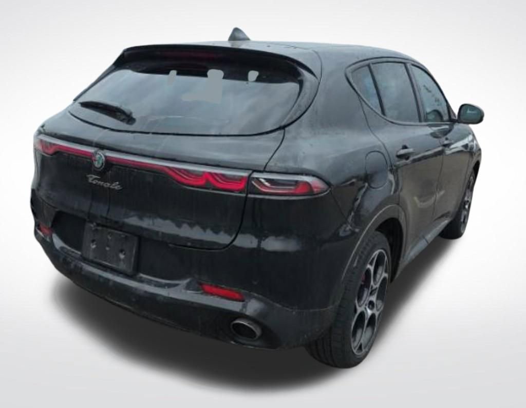 Used 2024 Alfa Romeo Tonale Veloce video 3