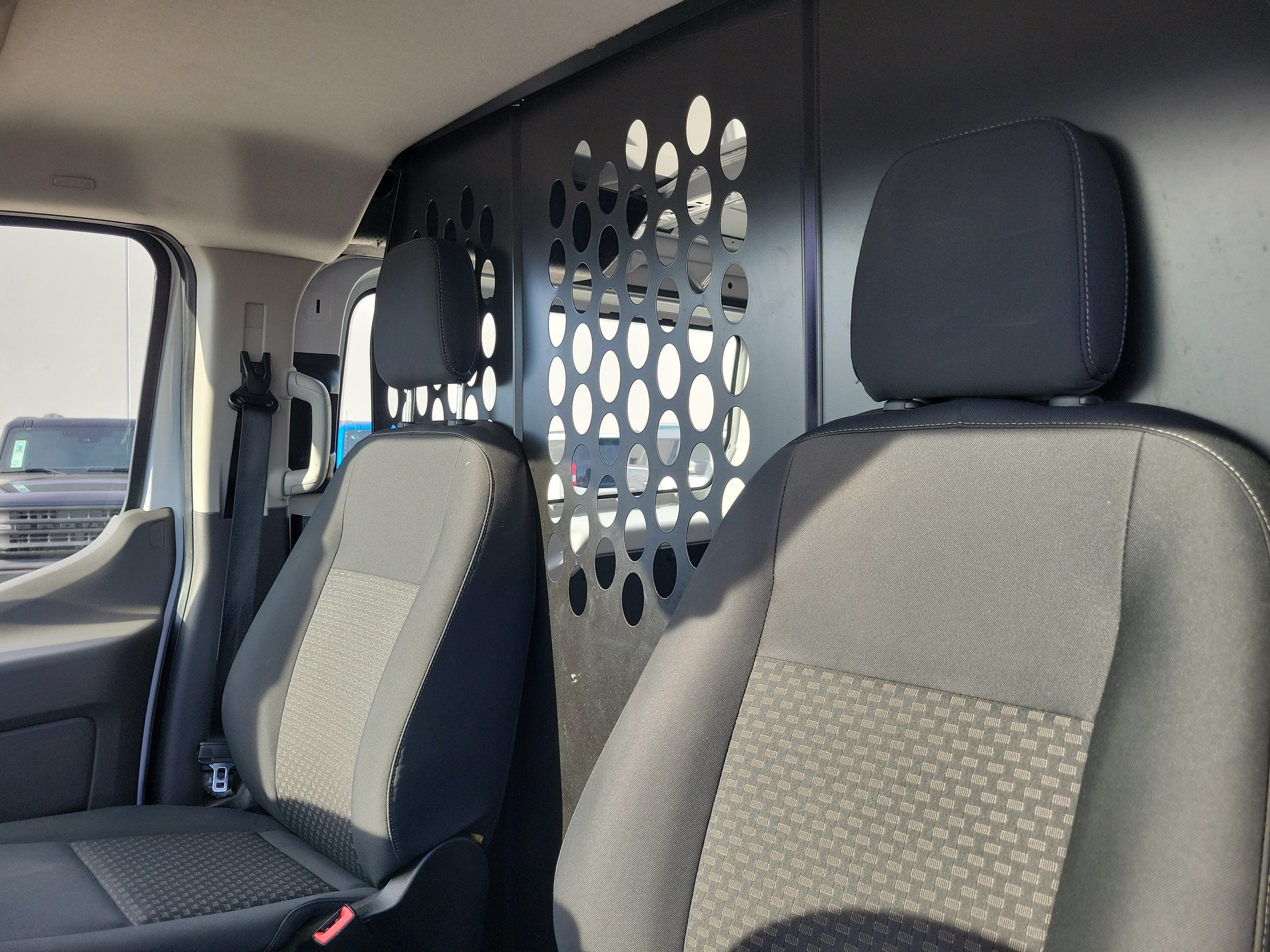 Used 2025 Ford Transit 250 Low Roof w/ Exterior Upgrade Package RWD image 12