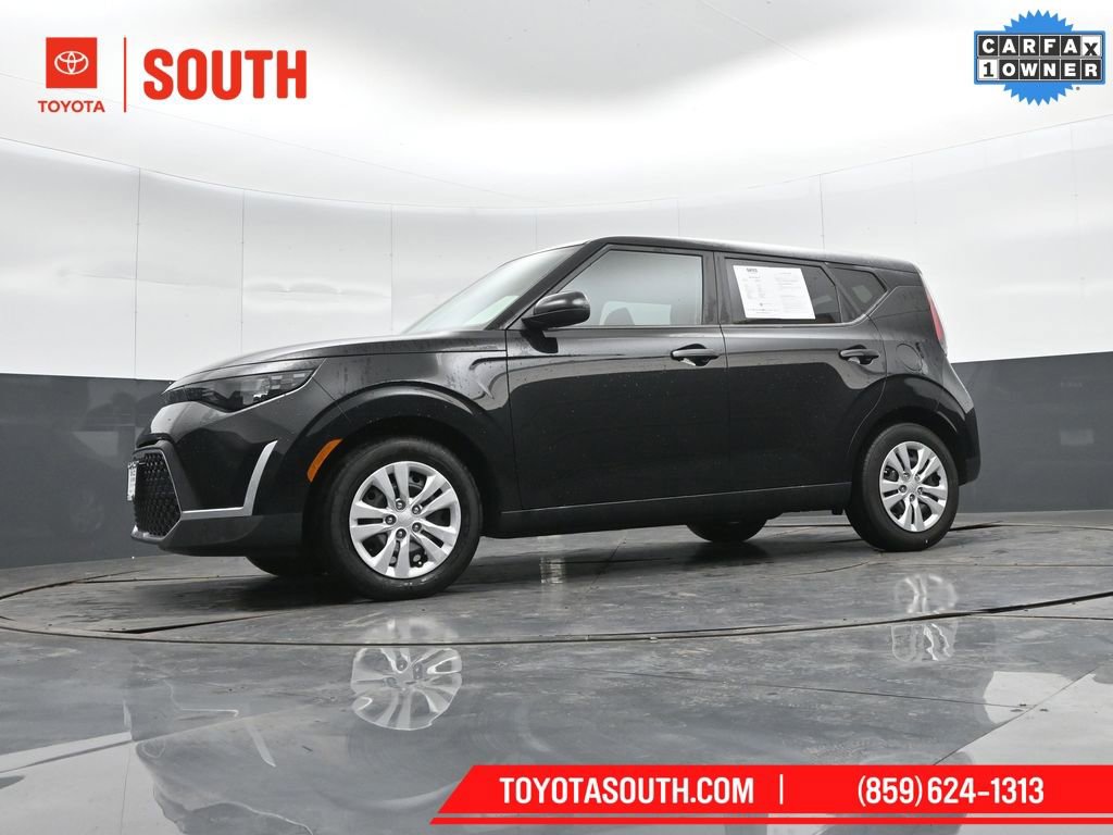 Used 2023 Kia Soul LX image 39