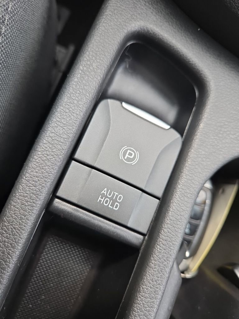Used 2023 Hyundai Kona Limited w/ Cargo Package AWD/4WD image 37