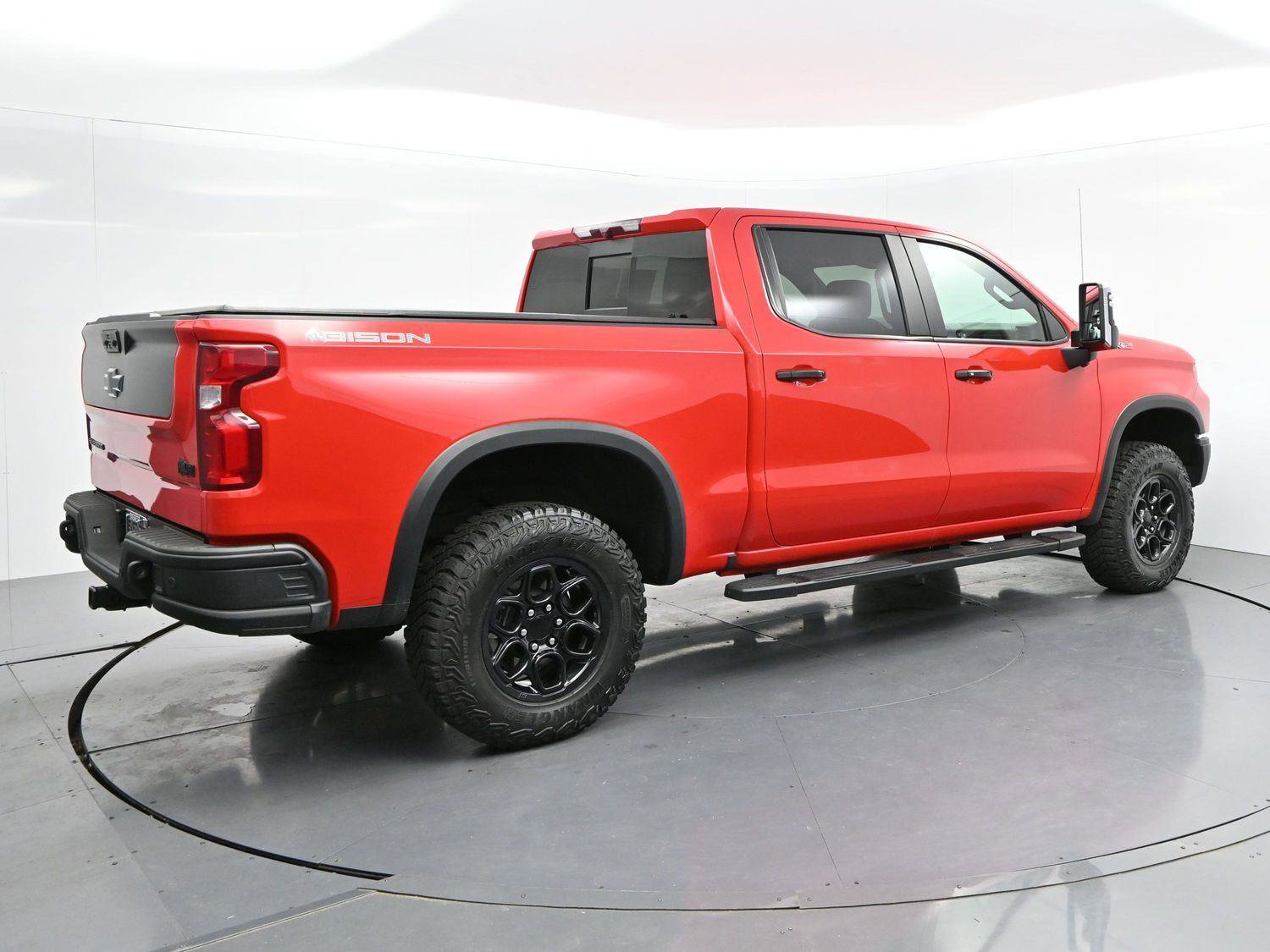 Used 2024 Chevrolet Silverado 1500 ZR2 w/ ZR2 Bison Edition AWD/4WD image 7