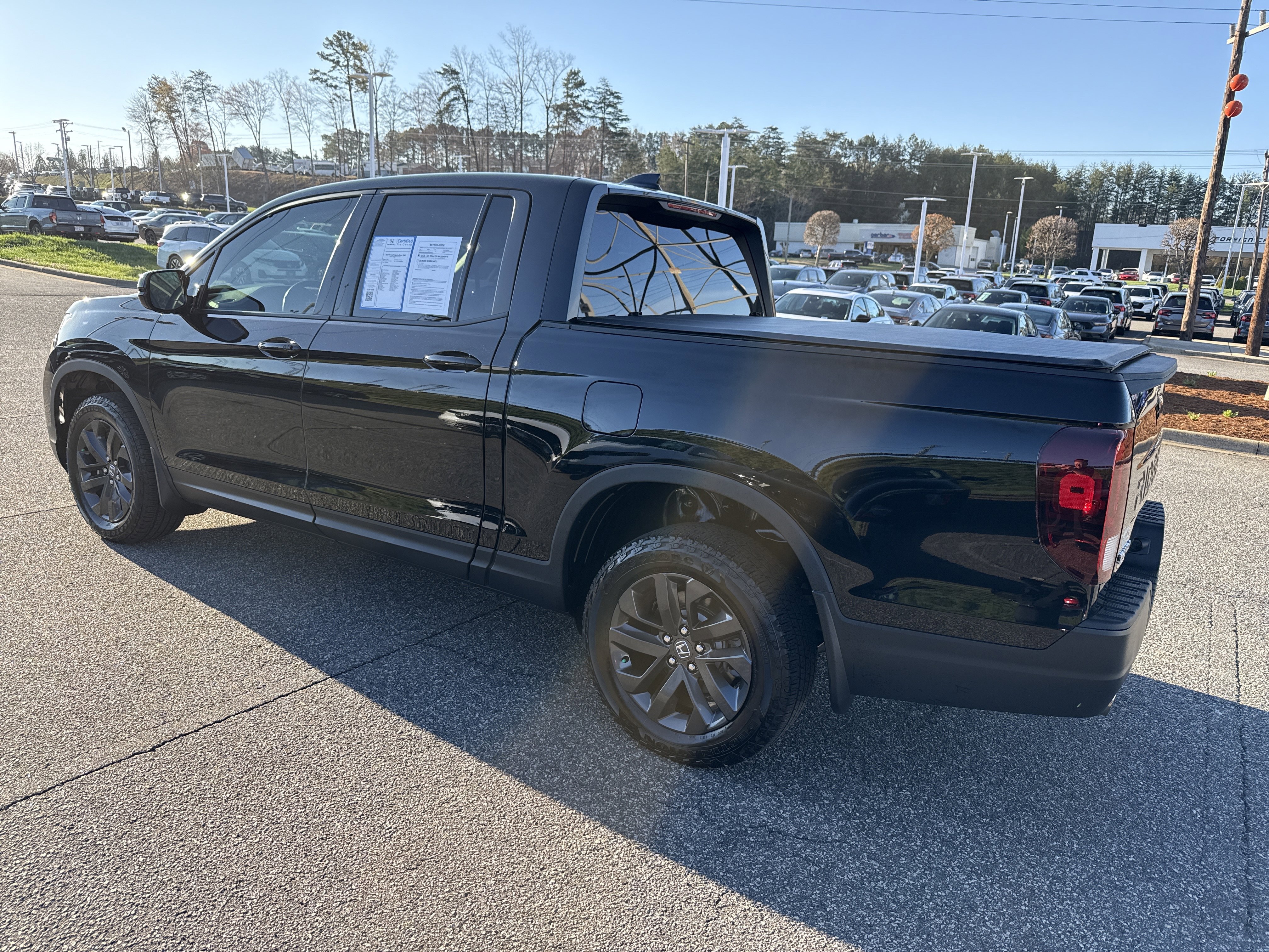 Certified 2025 Honda Ridgeline Sport image 8