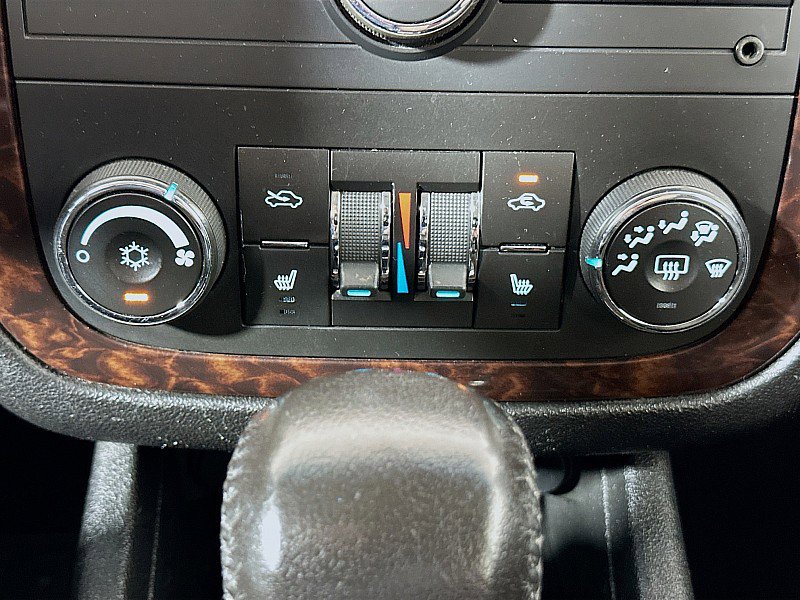Used 2014 Chevrolet Impala LTZ image 16