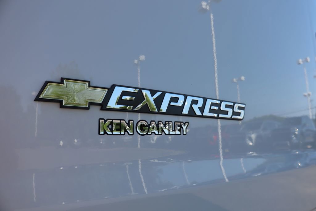 New 2025 Chevrolet Express 2500 w/ Driver Convenience Package image 24