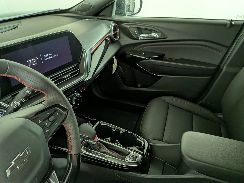 New 2026 Chevrolet Trax RS w/ Driver Confidence Package FWD image 26