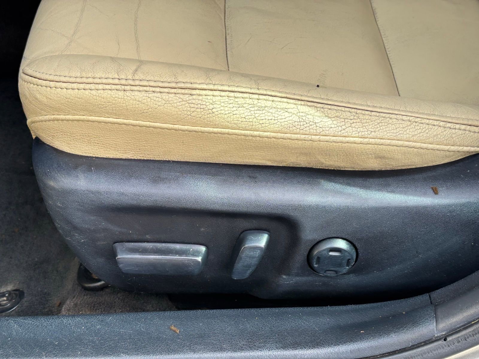 Used 2014 Toyota Avalon XLE Touring FWD image 19