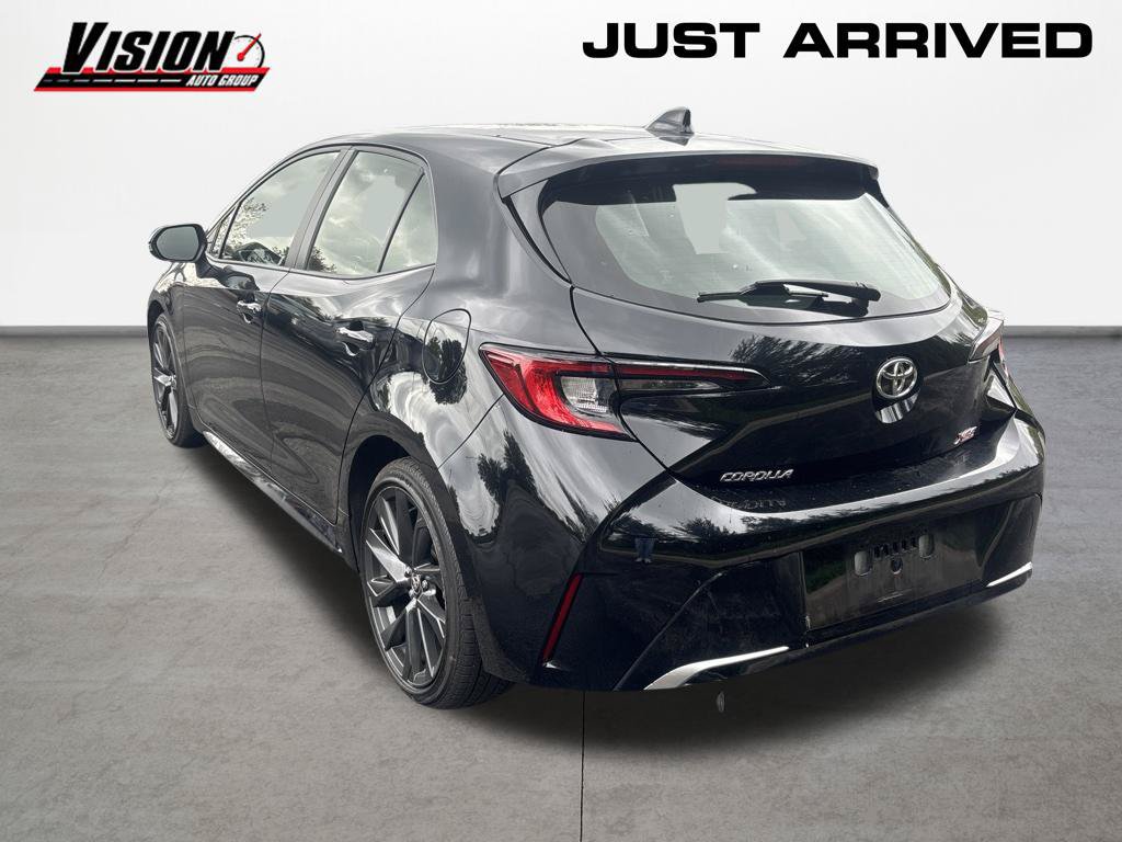 Used 2024 Toyota Corolla XSE FWD image 3