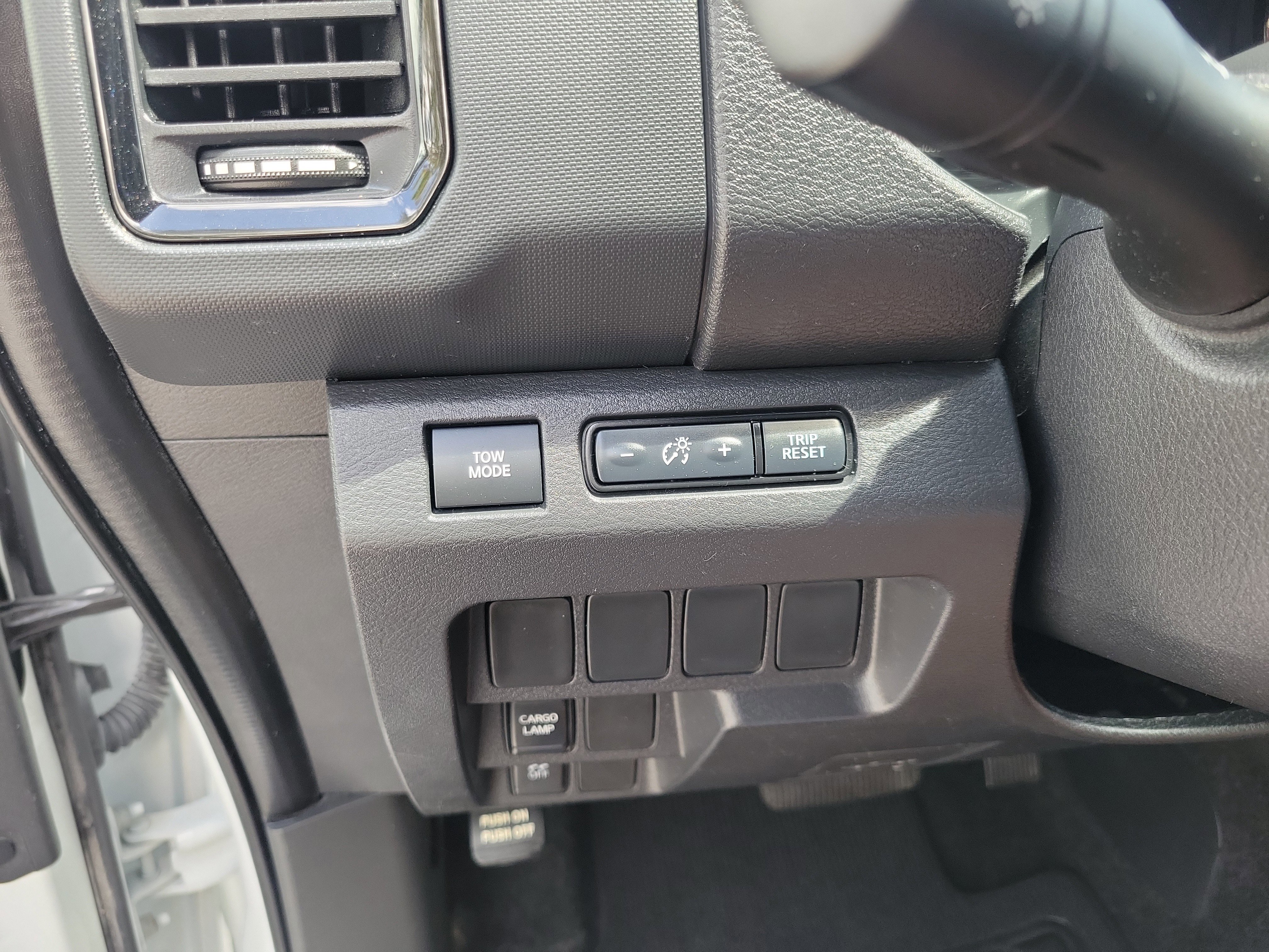 Used 2023 Nissan Frontier Pro-X w/ Tow Package RWD image 19