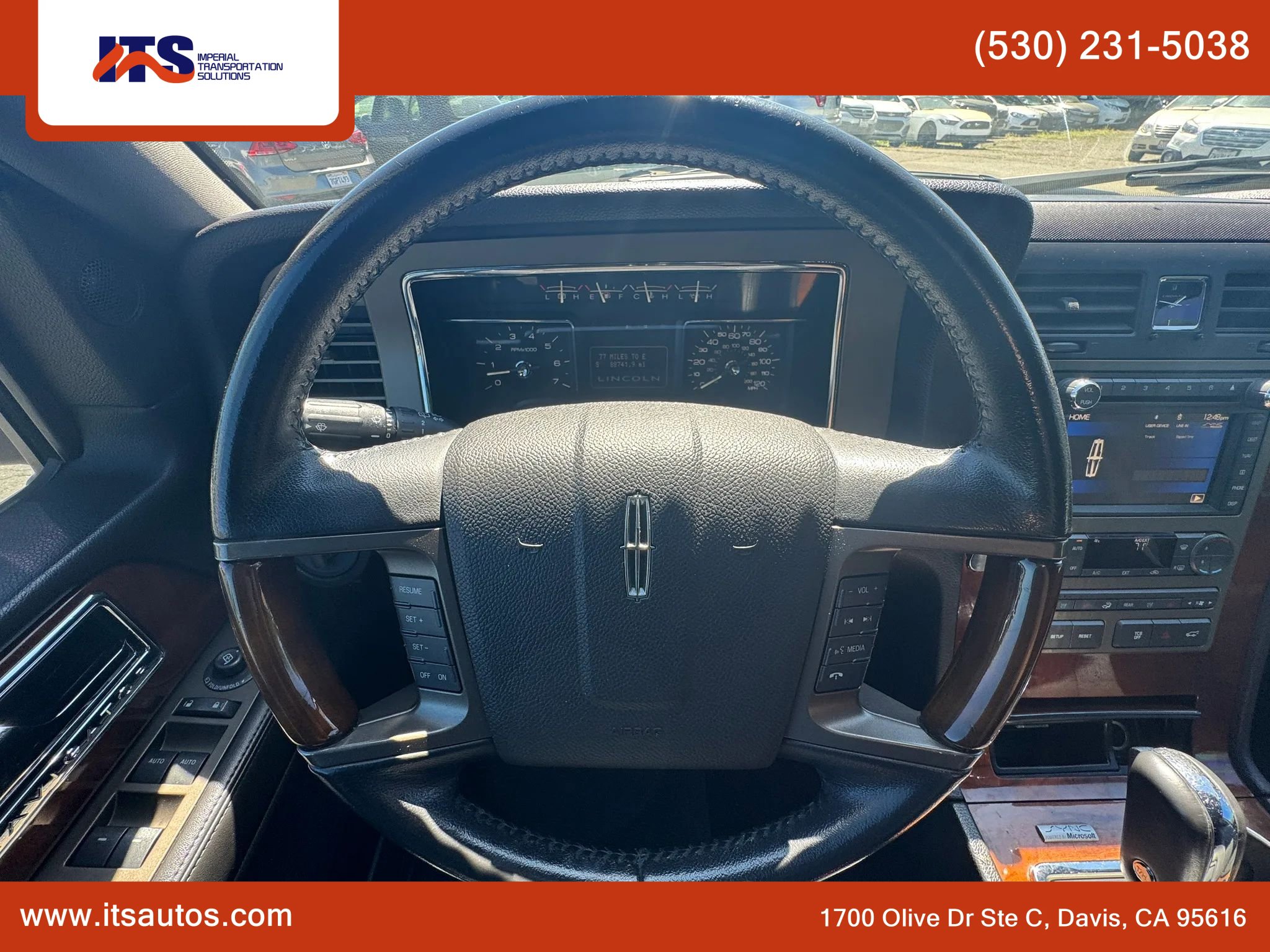 Used 2013 Lincoln Navigator 2WD w/ HD Trailer Tow Pkg image 14