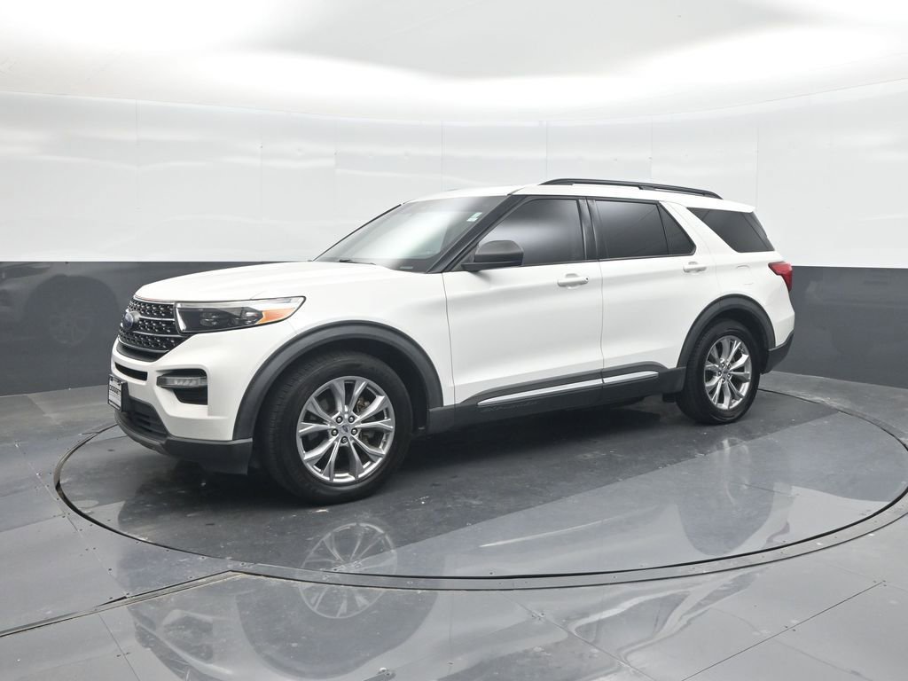 Used 2020 Ford Explorer XLT w/ Equipment Group 202A RWD image 31