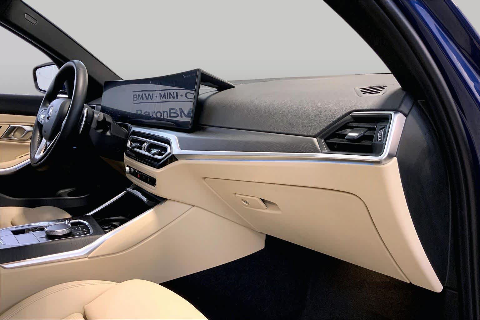 Used 2024 BMW 330i Sedan w/ Convenience Package RWD image 18