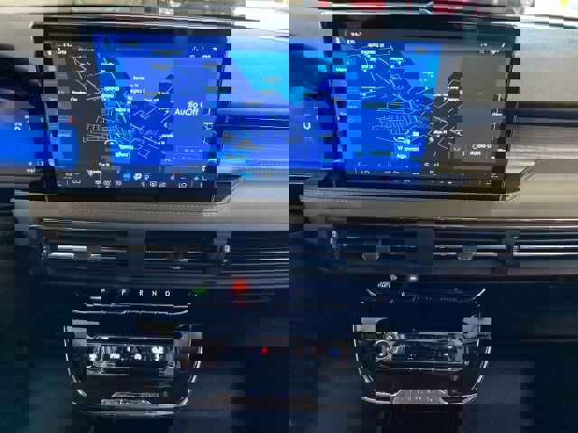 New 2024 Lincoln Corsair AWD w/ Equipment Group 101A image 27