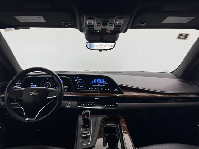 Used 2022 Cadillac Escalade Premium Luxury image 6