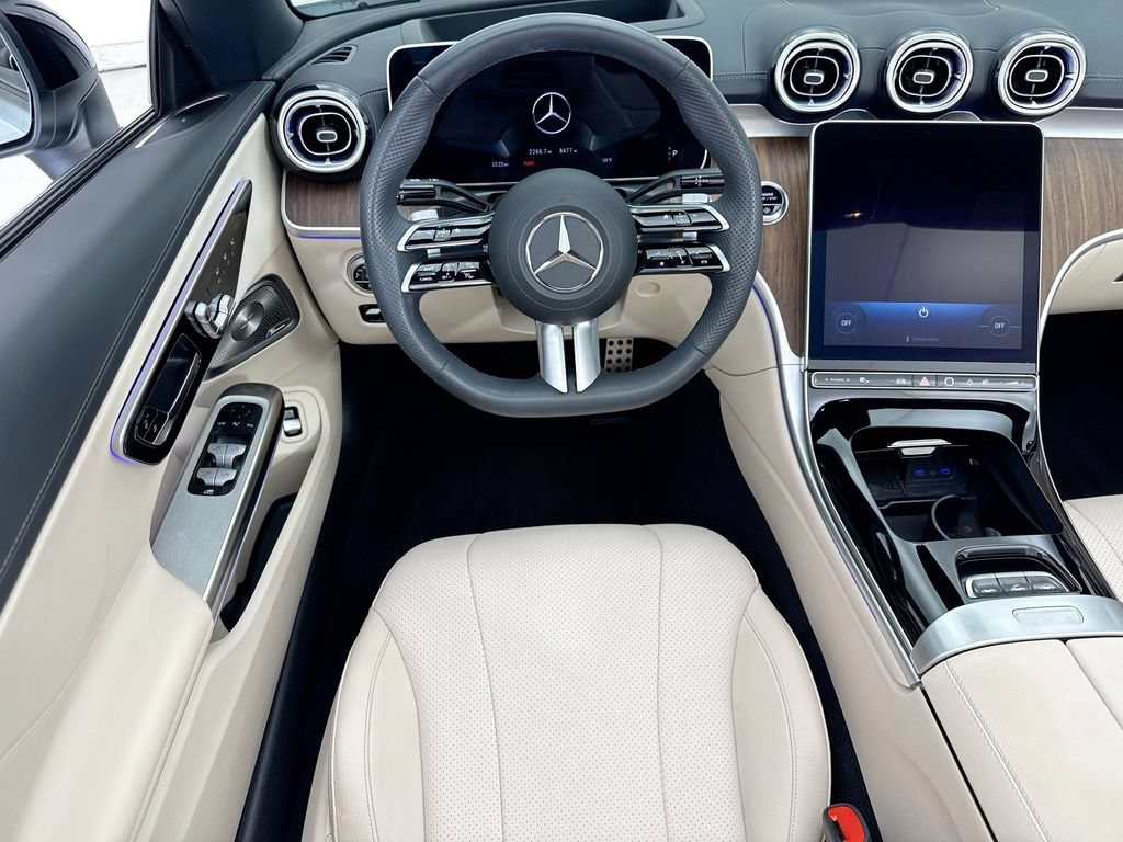 Certified 2025 Mercedes-Benz CLE 300 4MATIC Cabriolet image 10