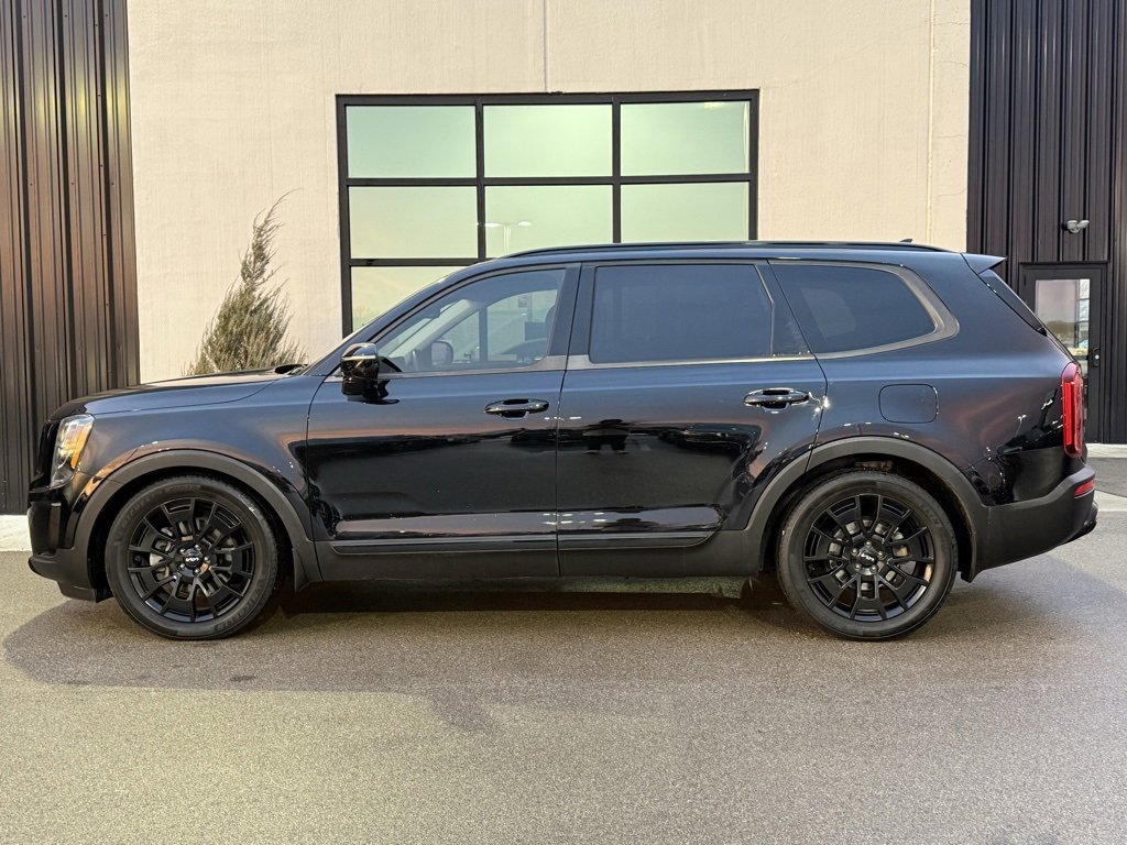 Used 2022 Kia Telluride SX image 2