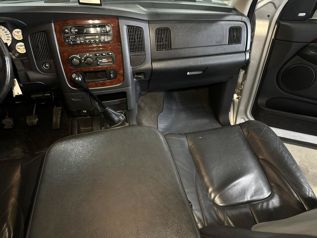 Used 2003 Dodge Ram 3500 Truck ST RWD image 32