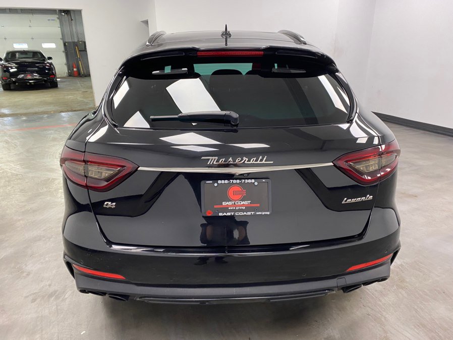 Used 2020 Maserati Levante GranSport image 5