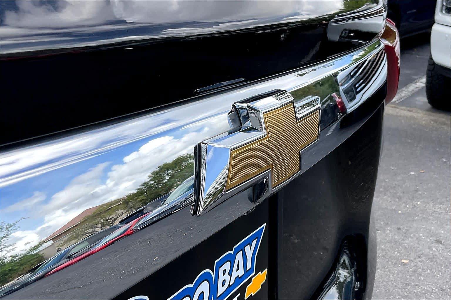 Used 2021 Chevrolet Traverse LT FWD image 9