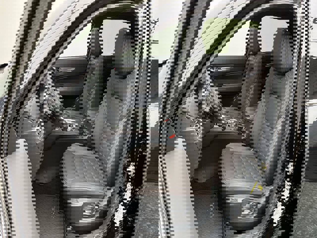 New 2025 MAZDA CX-5 Signature image 10