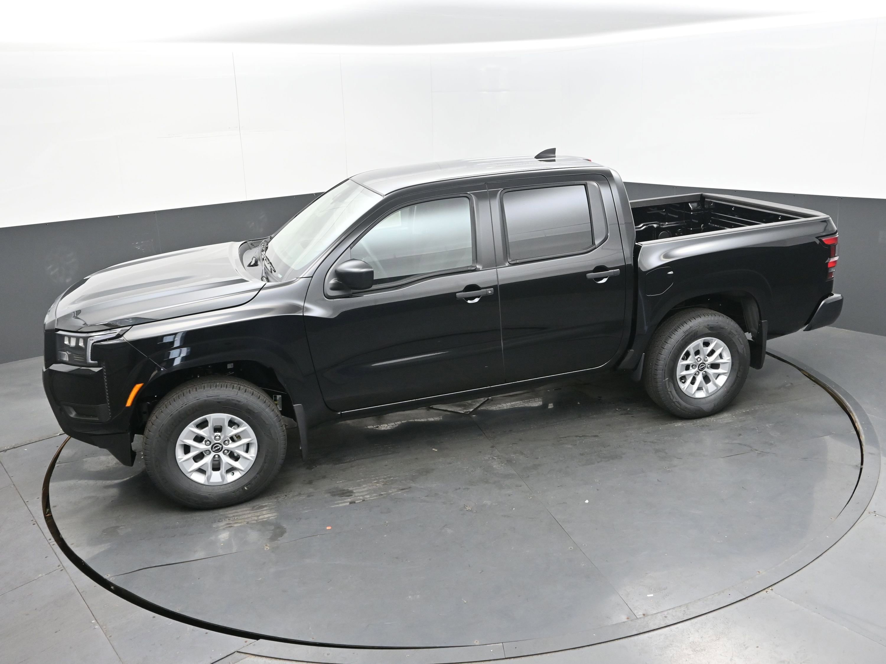 New 2026 Nissan Frontier S image 31