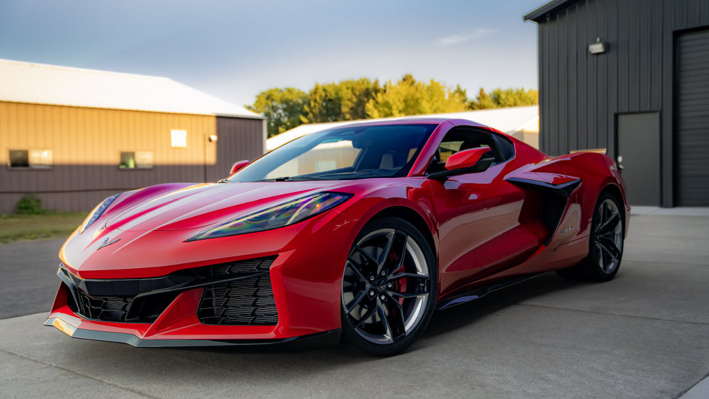 New 2027 Chevrolet Corvette Z06 w/ Chrome Exterior Badge Package RWD image 41