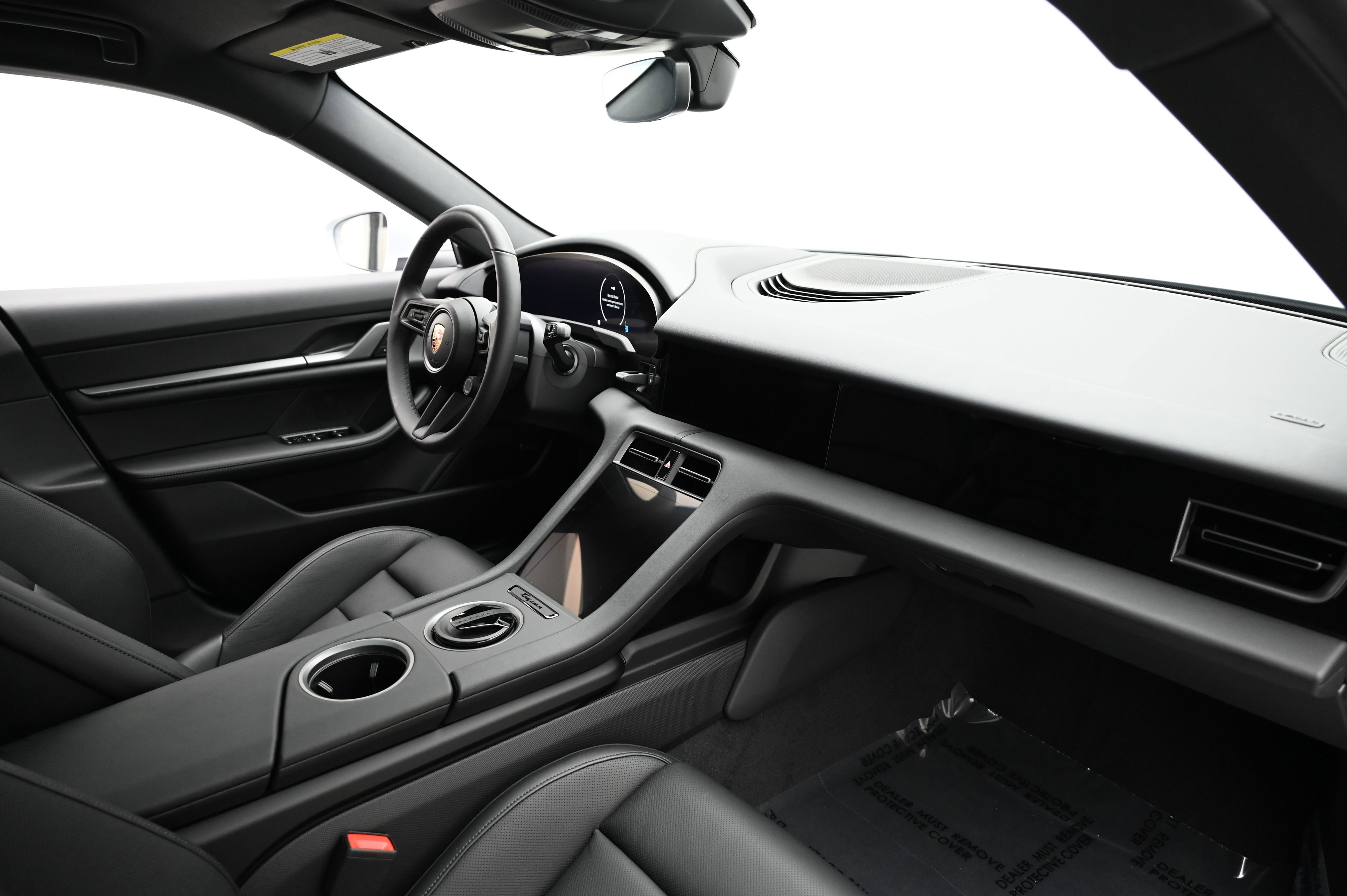 Used 2025 Porsche Taycan image 21