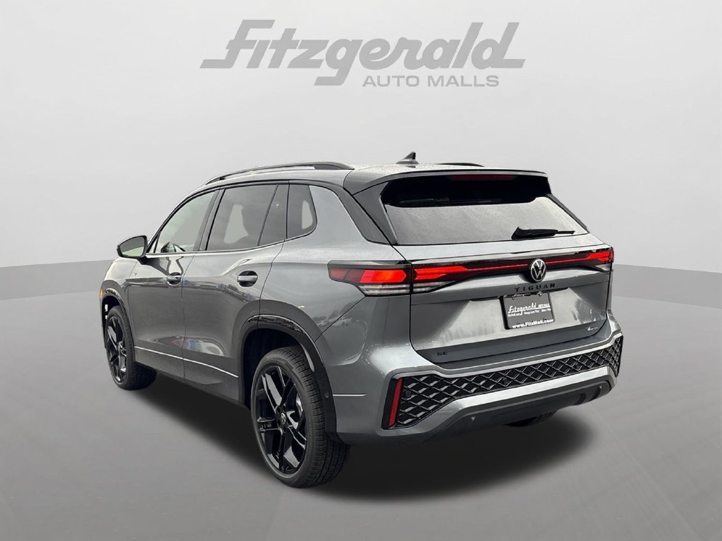 New 2026 Volkswagen Tiguan SE R-Line AWD/4WD image 7